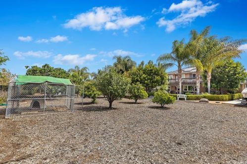 16107 Sierra Heights Dr, Riverside CA  92503-8413 exterior