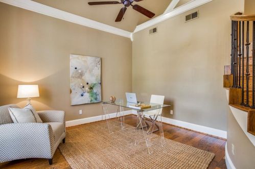 6309 Dysart Cir, Dallas TX  75214-5605 exterior