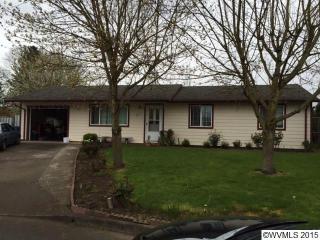 288 Acacia Ave, Woodburn, OR 97071-2202