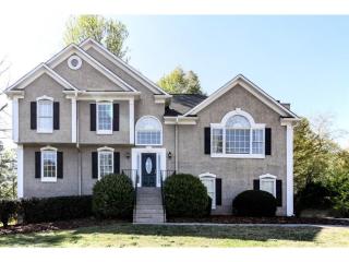 201 Whitestone Dr, Holly Springs, GA 30115-4188