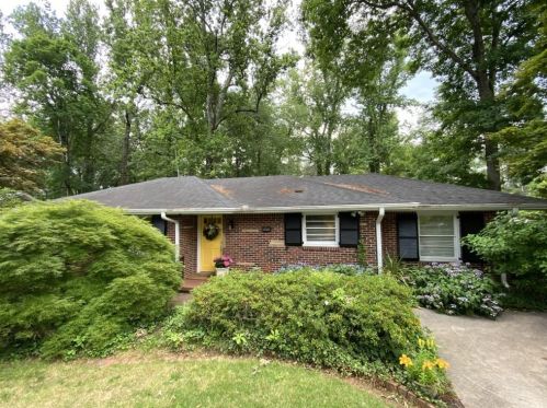 1439 Cheshire Way, Atlanta GA  30319-3159 exterior