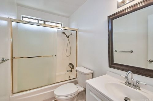 1476 Everton Pl, Riverside CA  92507-4439 exterior