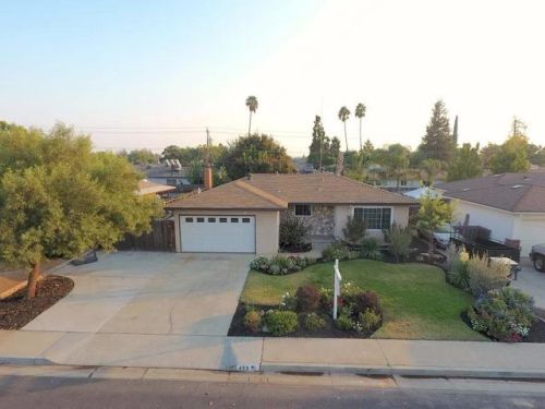 468 Beverly Dr, Clovis, CA 93612-2673
