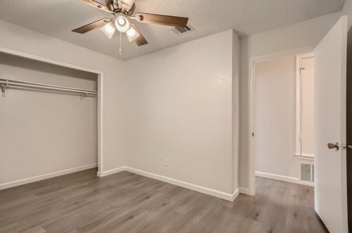 718 Dulwich St, Austin TX  78748-6512 exterior