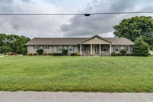 232 Gillen Dr, Ravenscroft, TN 38583-1404