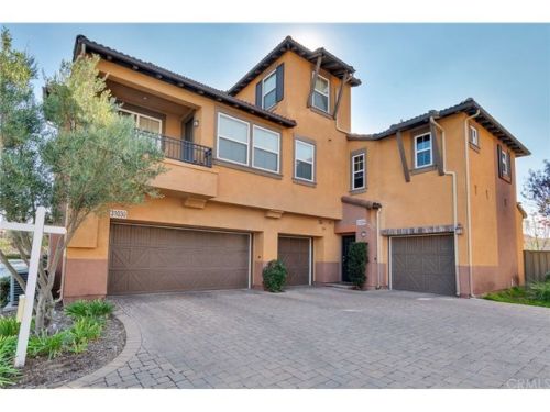 31034 Strawberry Tree Ln, Temecula, CA 92592-4181