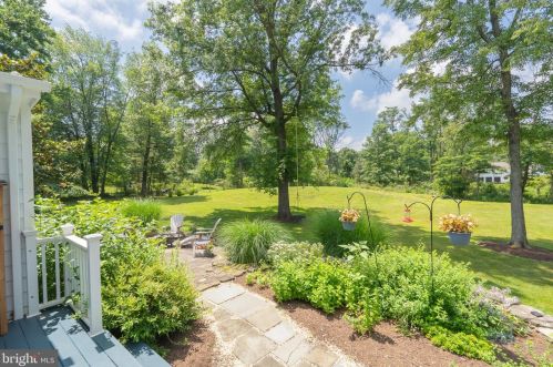 8 Nelson Rdg Rd, Princeton NJ  08540-7426 exterior