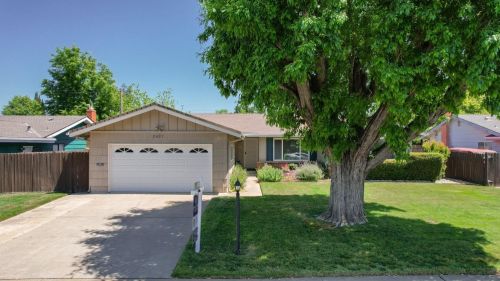 2427 Negrara Way, Rancho Cordova, CA 95670-3822