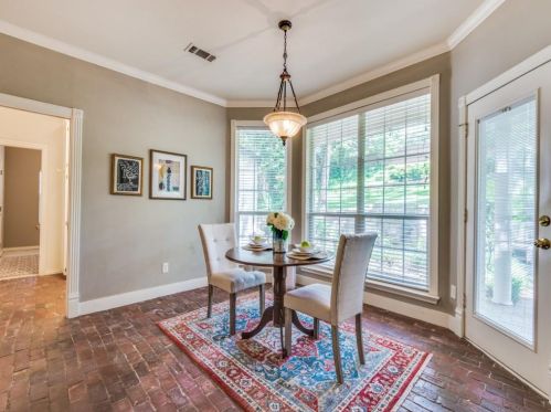 6116 Terrace Oaks Ln, Fort Worth TX  76112-1072 exterior