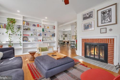 900 Balmoral Dr, Silver Spring MD  20903-1301 exterior