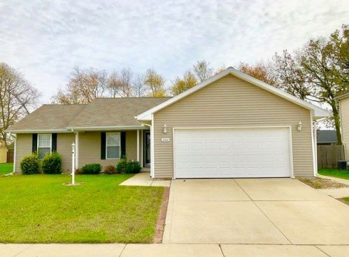 2508 Goodfield Dr, Urbana, IL 61802-7469