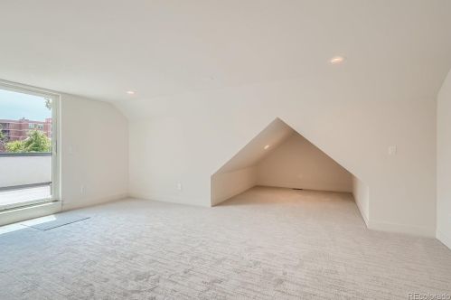 1064 Jasmine St, Denver CO  80220-4518 exterior
