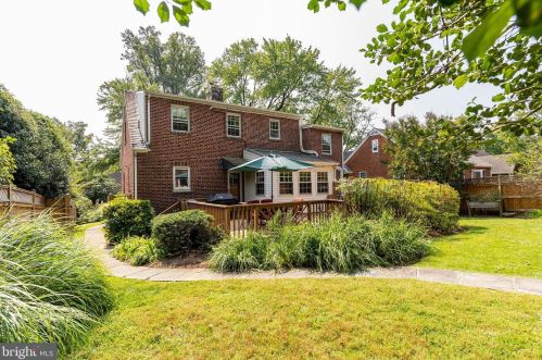 1805 Myrtle Rd, Silver Spring MD 20902-4006 exterior