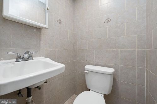 1443 52 St, Philadelphia PA 19143-5006 exterior