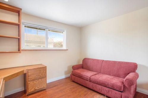 1551 Beacon Ave, Anaheim CA  92802-1313 exterior