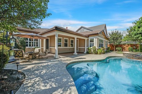 1441 Biarritz St, Tracy, CA 95304-5952