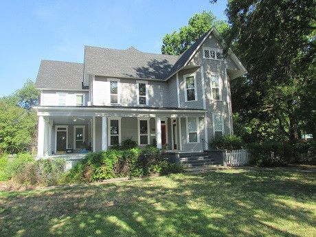 404 Maple St, Farelly Lake, AR 72160-4206