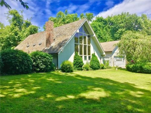 20 Handel Rd, Westerly, RI 02891-4643