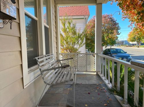 224 Lodi Ave, Lodi, CA 95240-2951