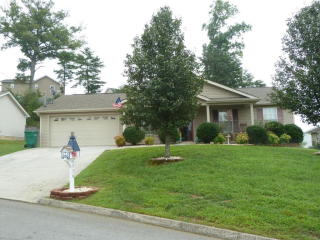 4936 Lexi Landing Dr, Powell, TN 37849-5610