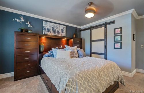 6163 Mineral Dr, Englewood CO 80112-3306 exterior