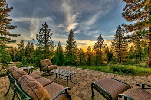 16125 Martis Peak Rd, Truckee CA  96161-1485 exterior