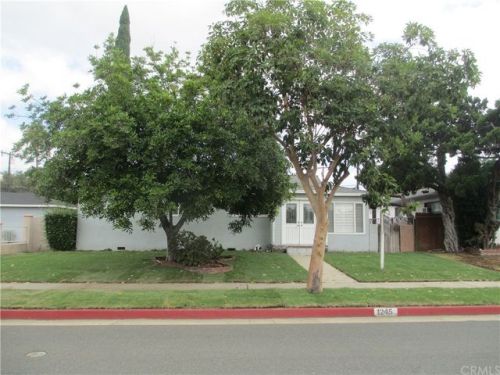 1245 Gladstone St, Glendora, CA 91740-5326