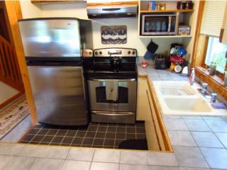 5 Armsby Cir, Ellsworth, NH 03223-5000