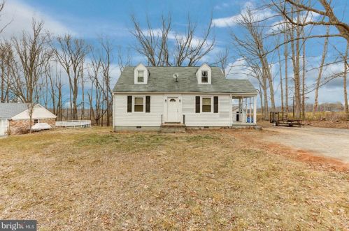 9588 Fredericks Hall Rd, Mineral, VA 23117-4001
