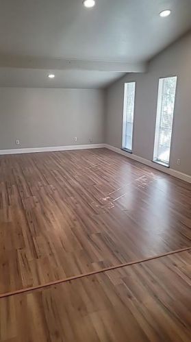 2043 Chestnut Rd, Carrollton TX  75007-3541 exterior