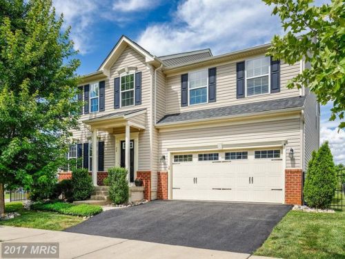 24 Black Forest Ln, Lovettsville, VA 20180-8506