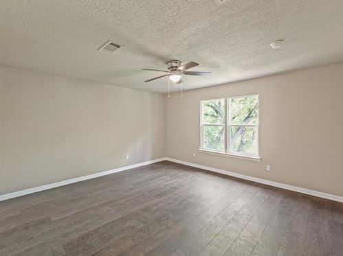 4220 Lakewood Dr, Fort Worth TX  76135-2703 exterior