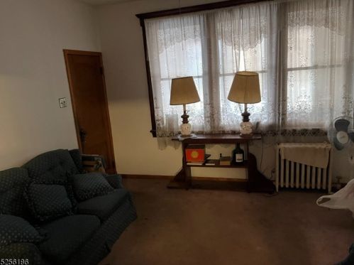 50 Anderson Ave, Paterson NJ  07512-2153 exterior