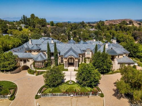 25220 Walker Rd, Calabasas, CA 91302-1189
