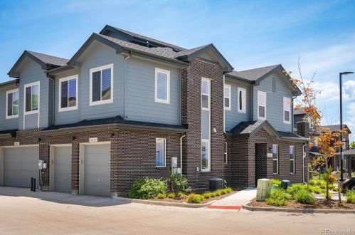 14665 Belleview Dr, Aurora CO 80015-4157 exterior