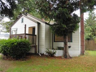 11243 Occidental Ave, Seattle, WA 98168-2015
