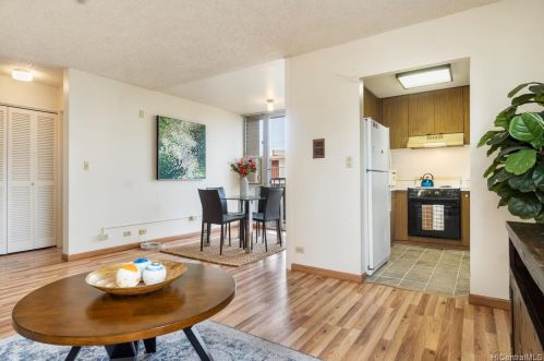 785 Kinau St, Honolulu, HI 96813-2510