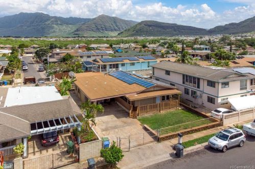 87-620 Manuu St, Nanakuli, HI 96792