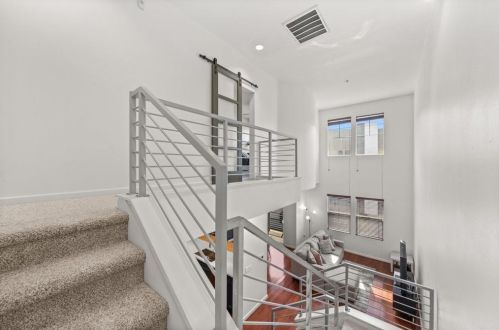 252 Jeanette Ln, Santa Ana CA  92705-6016 exterior