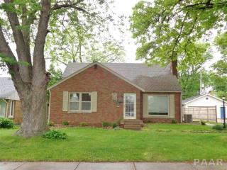 1009 Stratford Dr, Peoria, IL 61614-7044