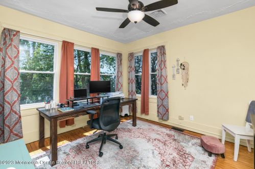 35 Leroy Pl, Tinton Falls NJ  07701-1712 exterior