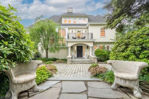 43 Highland Ave, Montclair, NJ 07042-1909