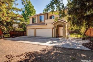 6137 Stanley Ave, Carmichael, CA 95608-4033