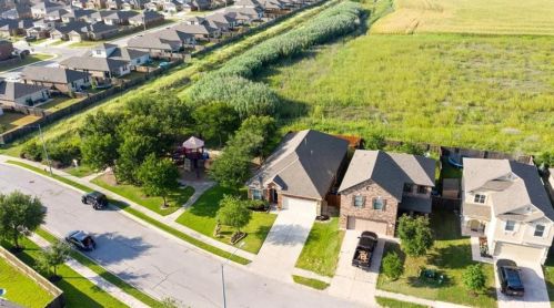 11920 Pecan Gate Way, Webberville TX 78653-3975 exterior