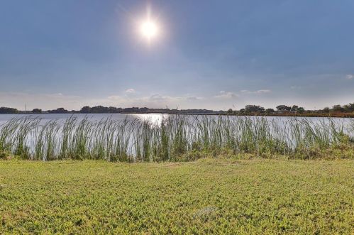 638 Wagon Wheel Trl, Angleton TX 77515-2733 exterior