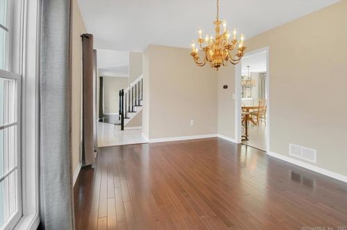190 Copper Ridge Rd, Southington CT  06489-4645 exterior