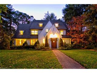 170 Kimberly Ave, Asheville, NC 28804-3539