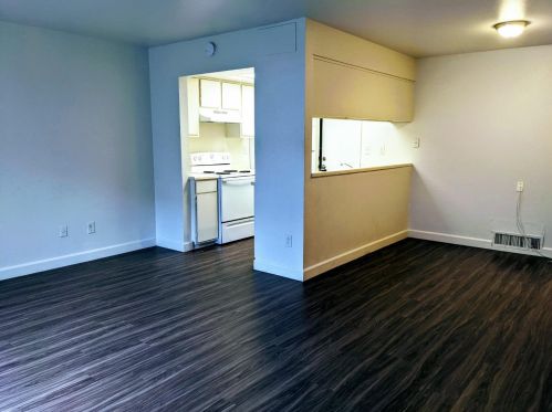 973 Hilby Ave, Seaside, CA 93955-5380