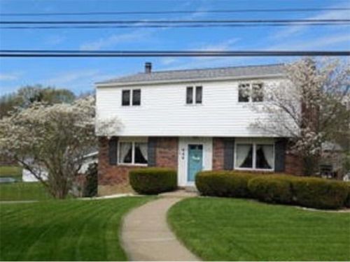404 Hankey Farms Dr, Noblestown, PA 15071-9473