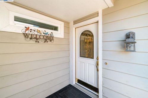 5982 Corte Arboles, Pleasanton, CA 94566-5879